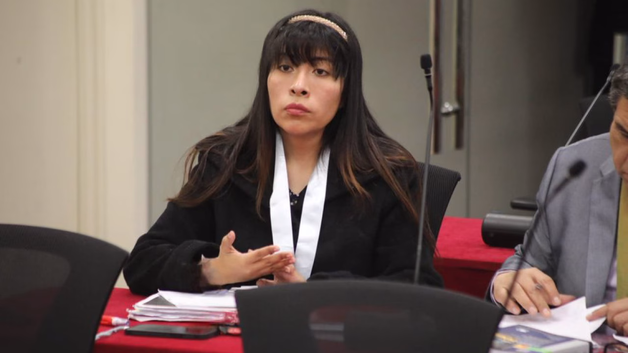10 meses de impedimento para Betssy Chávez