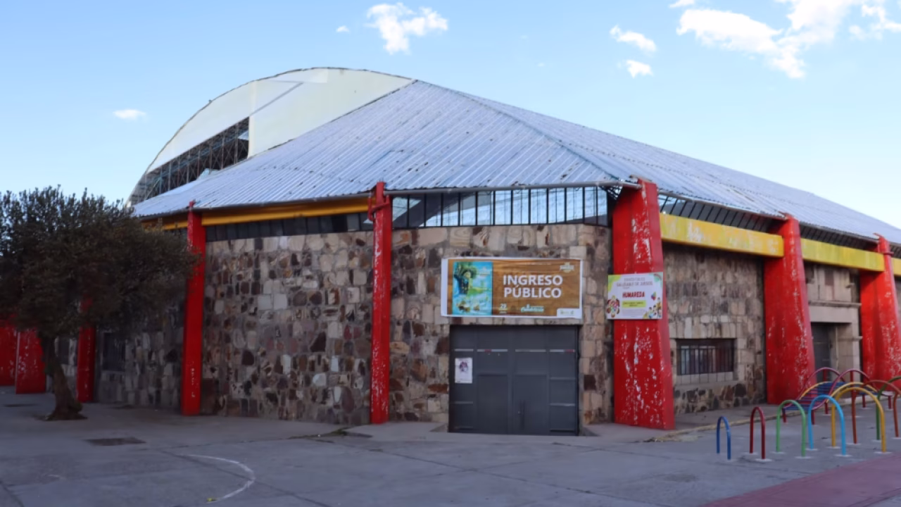 IPD transfiere Coliseo Cerrado