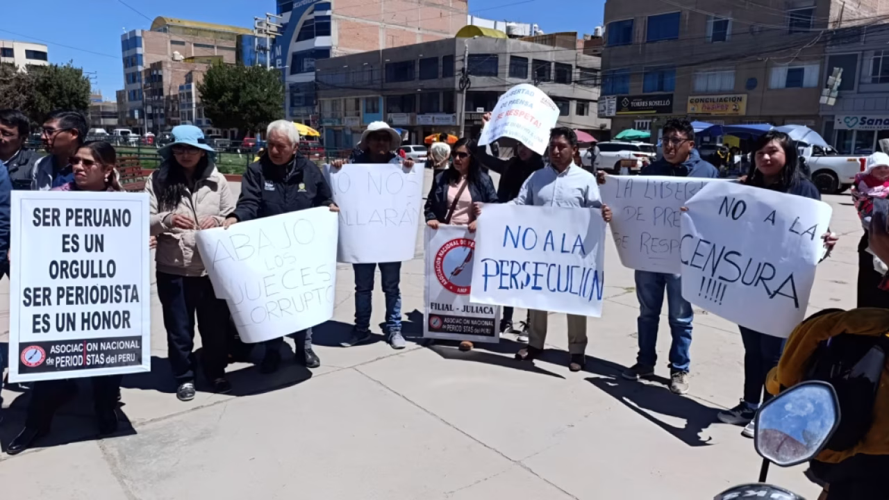 Periodistas y Gremios de Prensa de Puno y San Román se movilizan