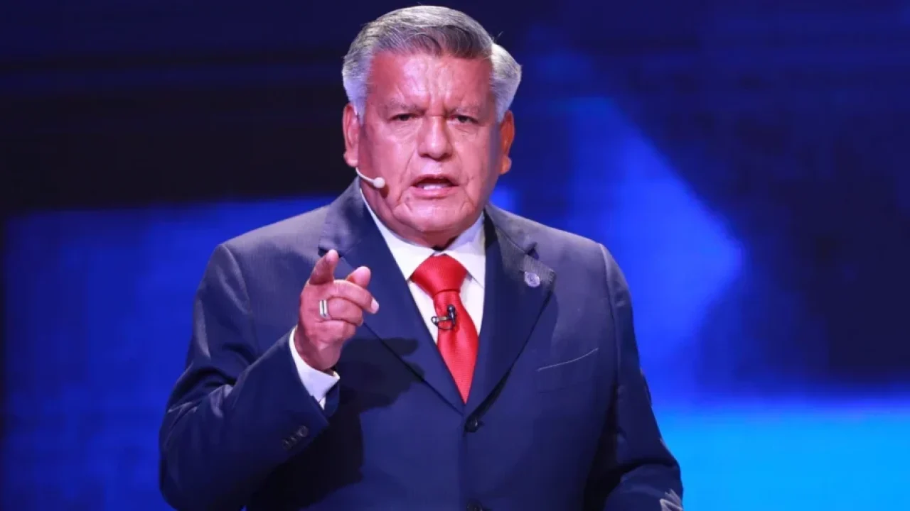 cesar-acuna